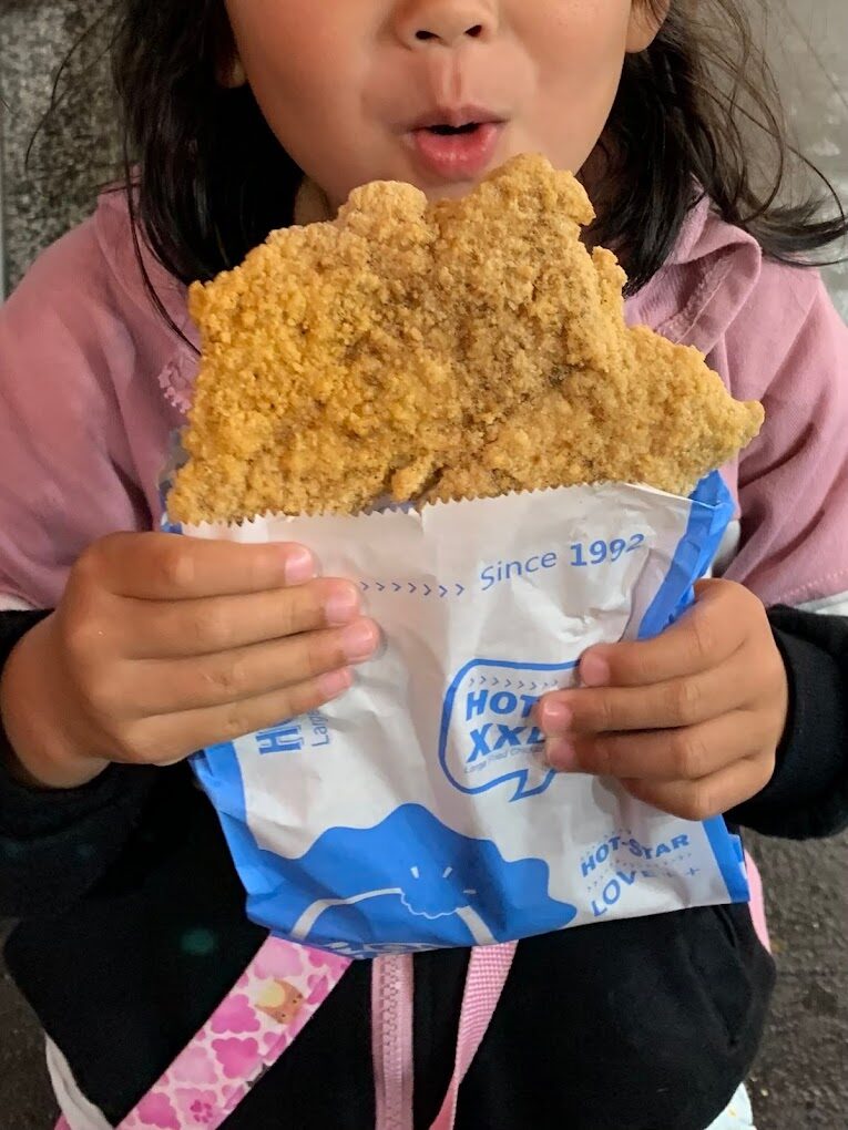 士林夜市必吃小吃：豪大大雞排