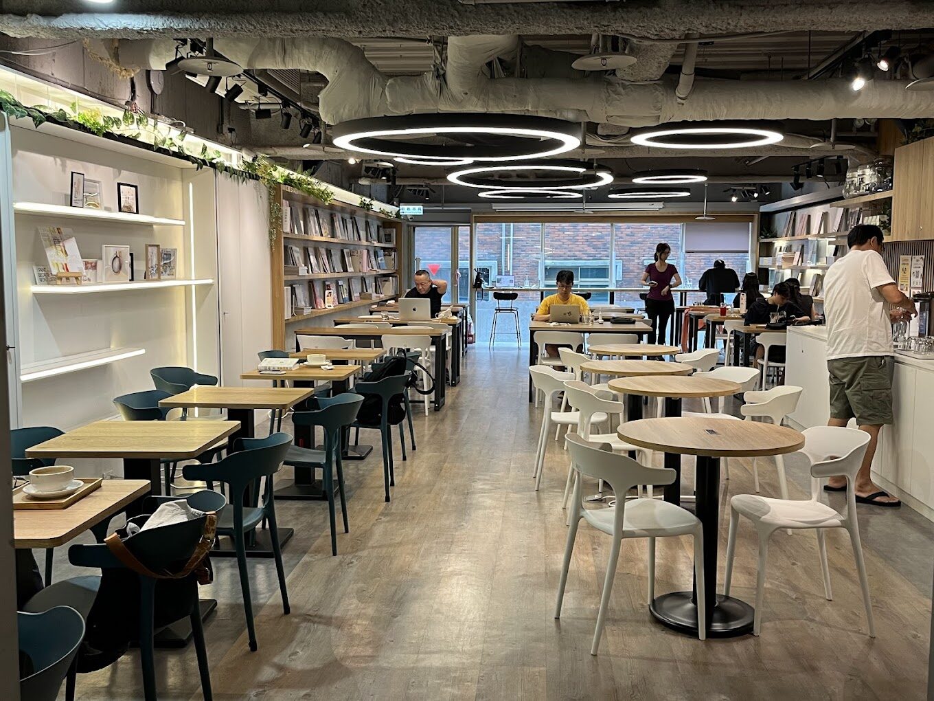 台北好玩的地方學生指南：台北文青咖啡廳推薦，學生必去的讀書勝地