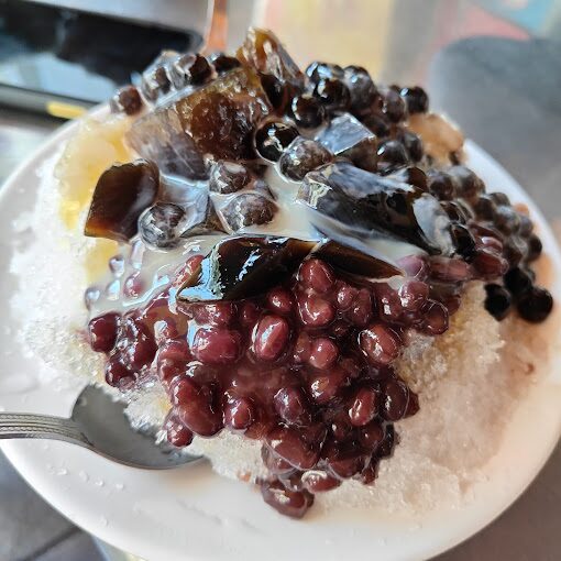 高雄婆婆冰清涼消暑的水果冰