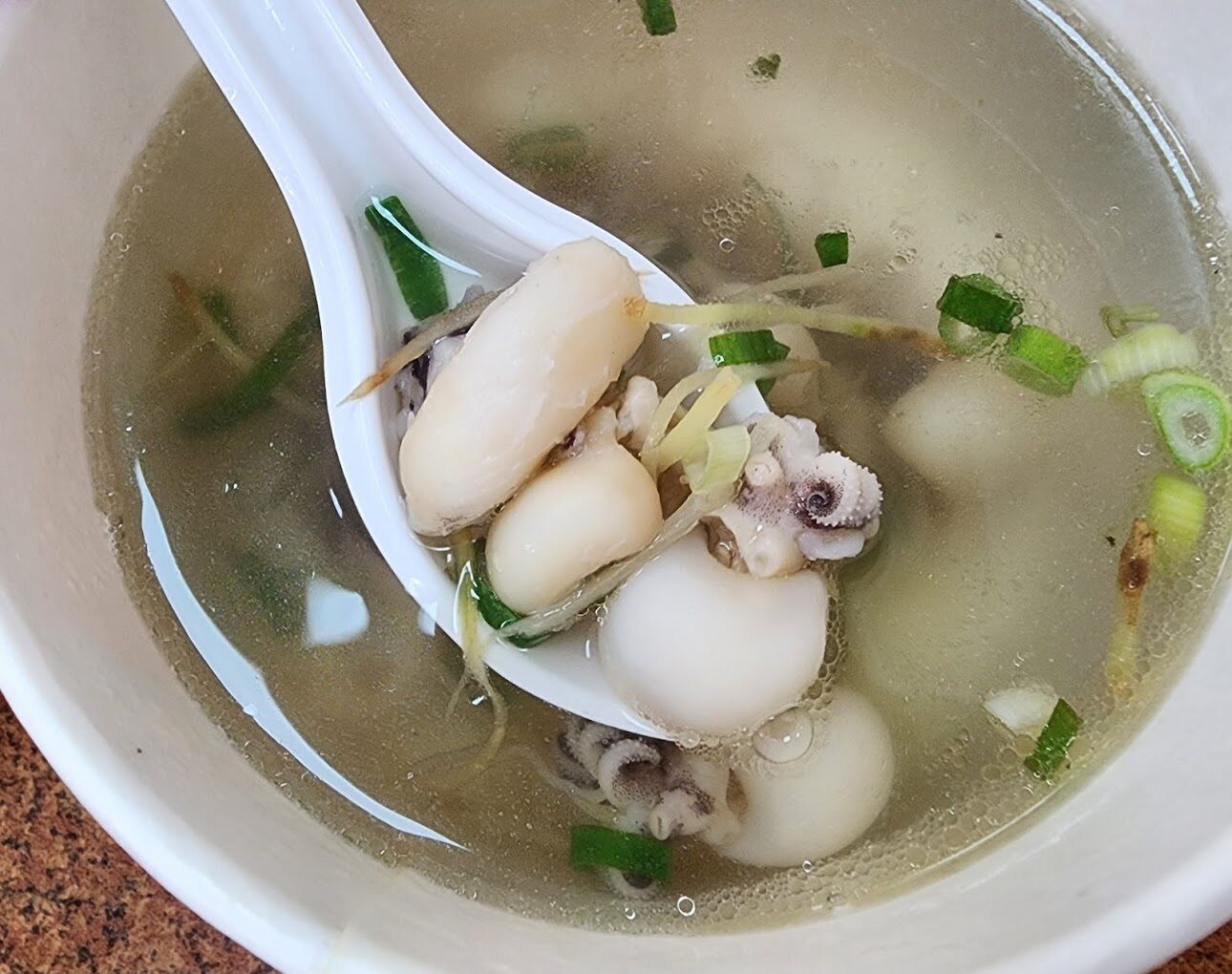 鹿港老街必吃：鹿港蚵仔煎推薦，品嚐最新鮮的滋味