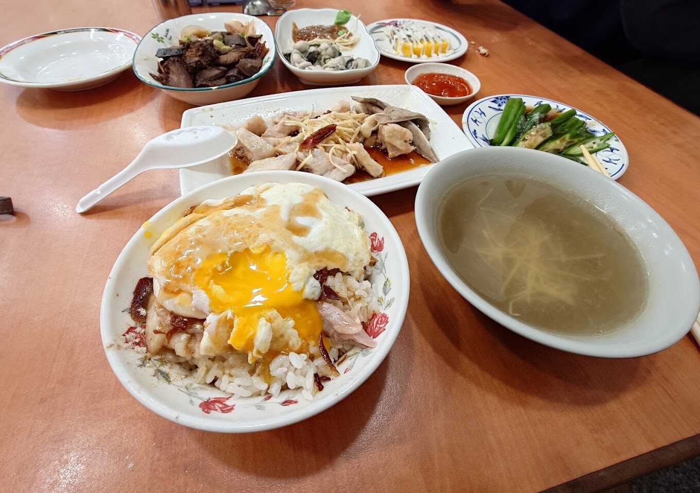 民主火雞肉飯的歷史探索:從起源到成名的文化之旅