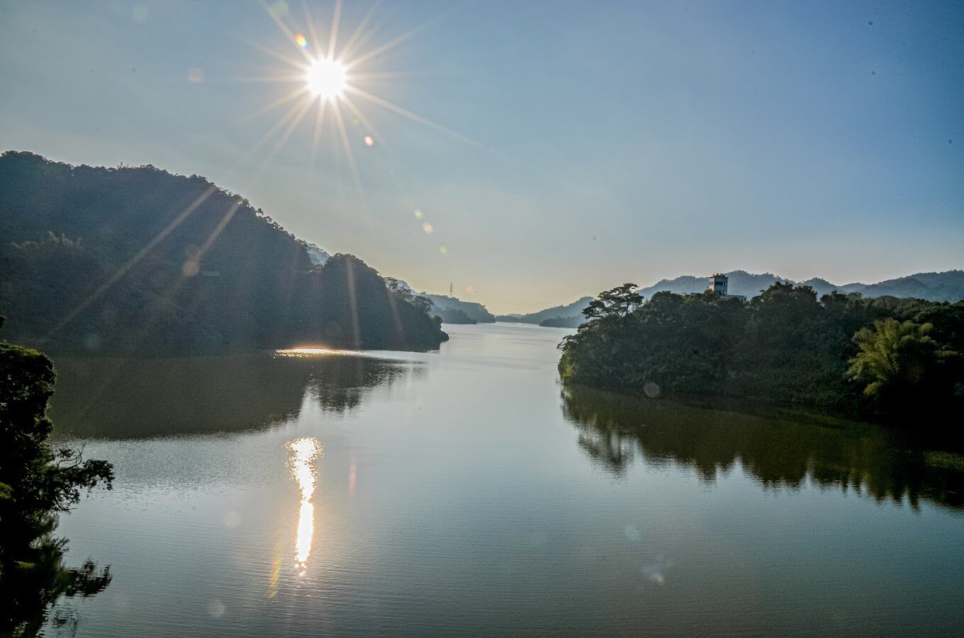 苗栗景點：鯉魚潭水庫的精彩全覽—最佳水上活動和景色欣賞