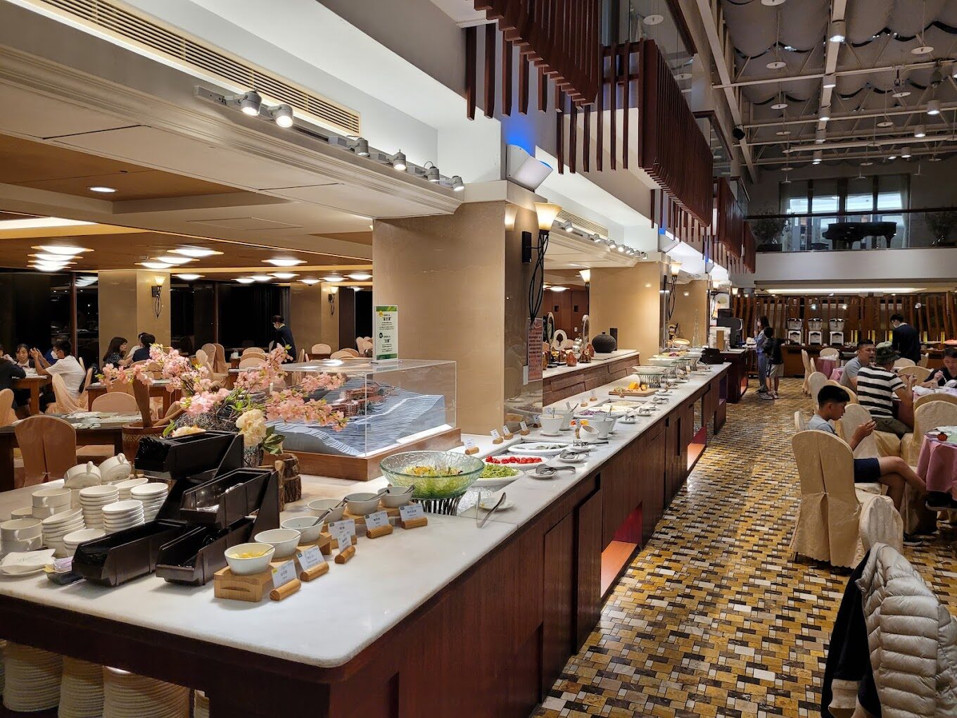 阿里山賓館及山賓餐廳、特產行，不容錯過的美食體驗