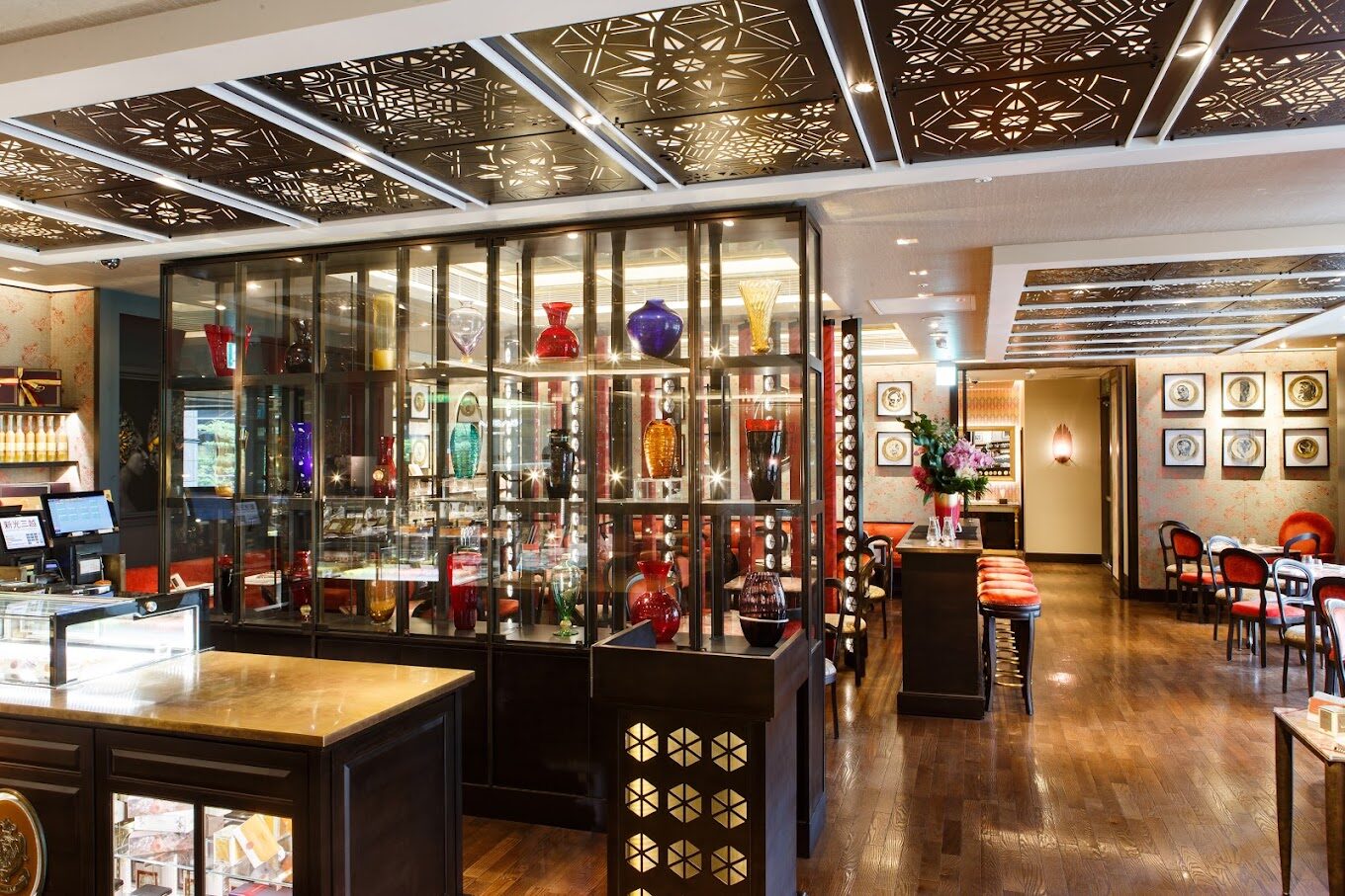 台北學生情侶約會地點：揭露台北最浪漫的約會咖啡廳：完美驚喜的6個地點