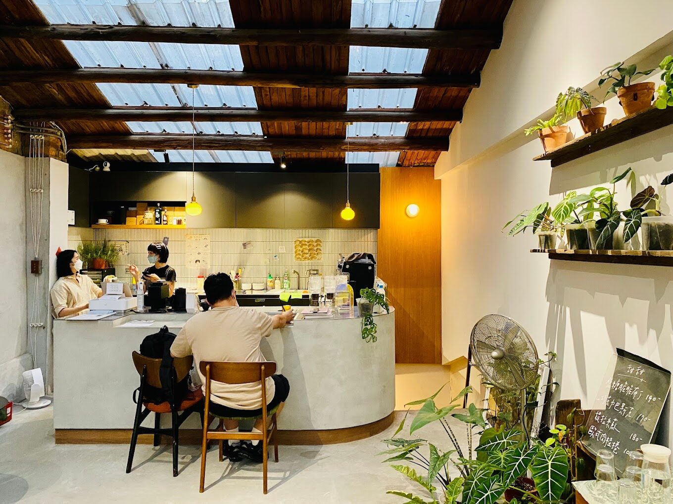 台北學生情侶約會地點：揭露台北最浪漫的約會咖啡廳：完美驚喜的6個地點