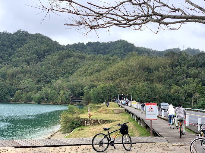日月潭自行車道攻略：日月潭附近景點與最佳觀景點及租借指南