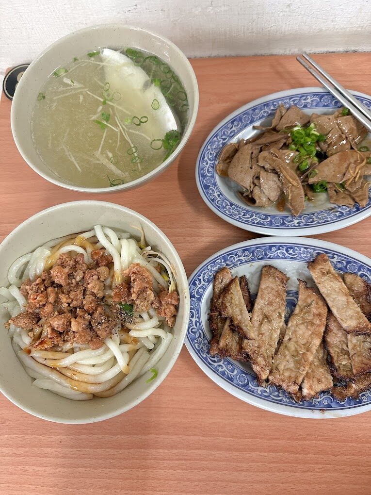 南投必吃小吃：探索不容錯過的南投美食寶藏