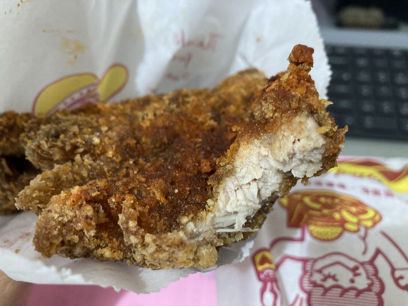 樂華夜市必吃美食攻略：從地道台灣味到人氣小吃的深入探索