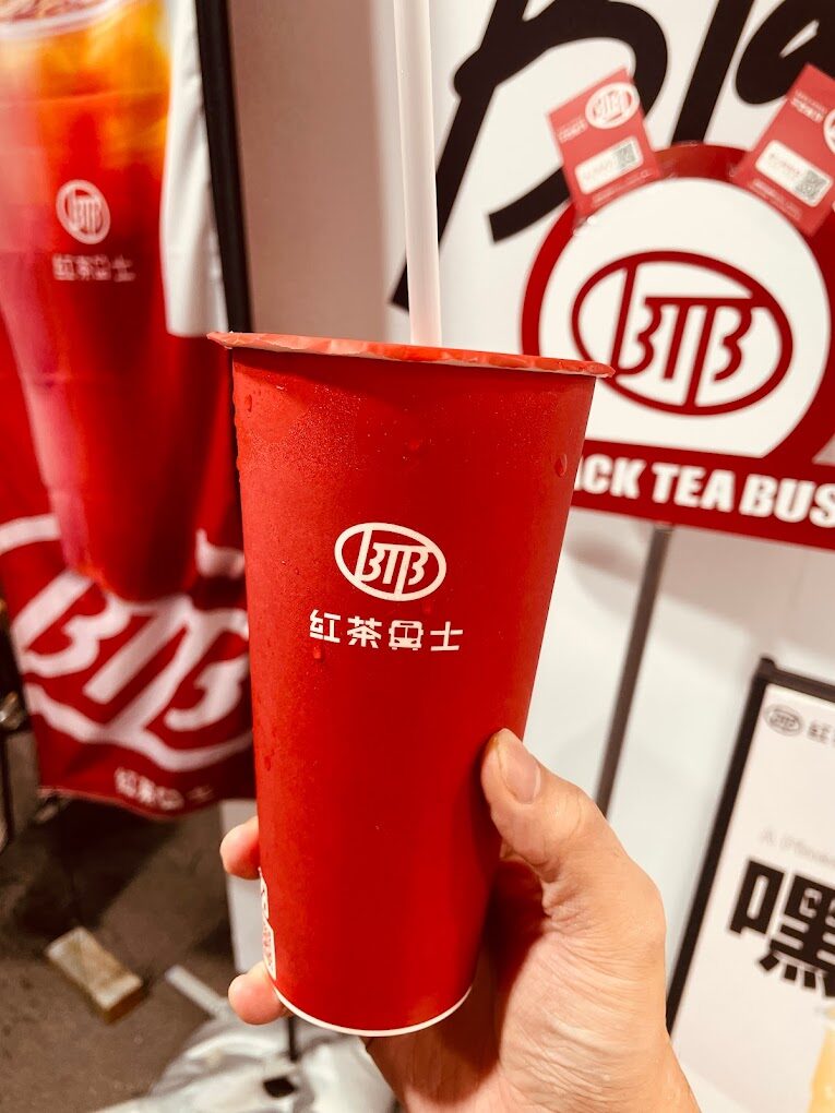 樂華夜市必吃美食攻略：從地道台灣味到人氣小吃的深入探索