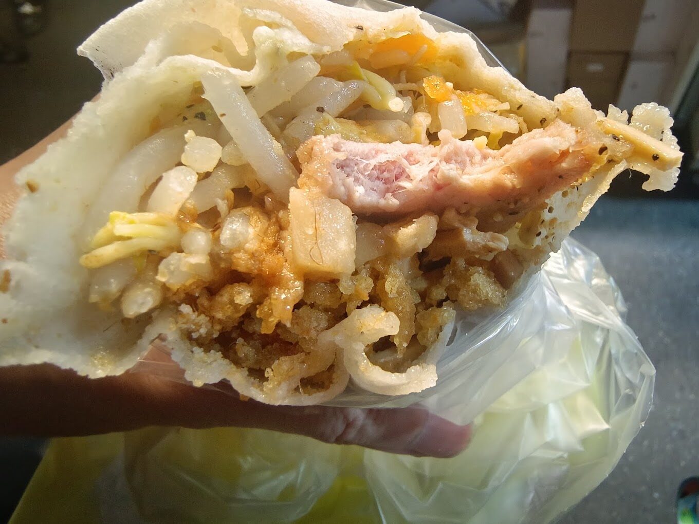 樂華夜市必吃美食攻略：從地道台灣味到人氣小吃的深入探索