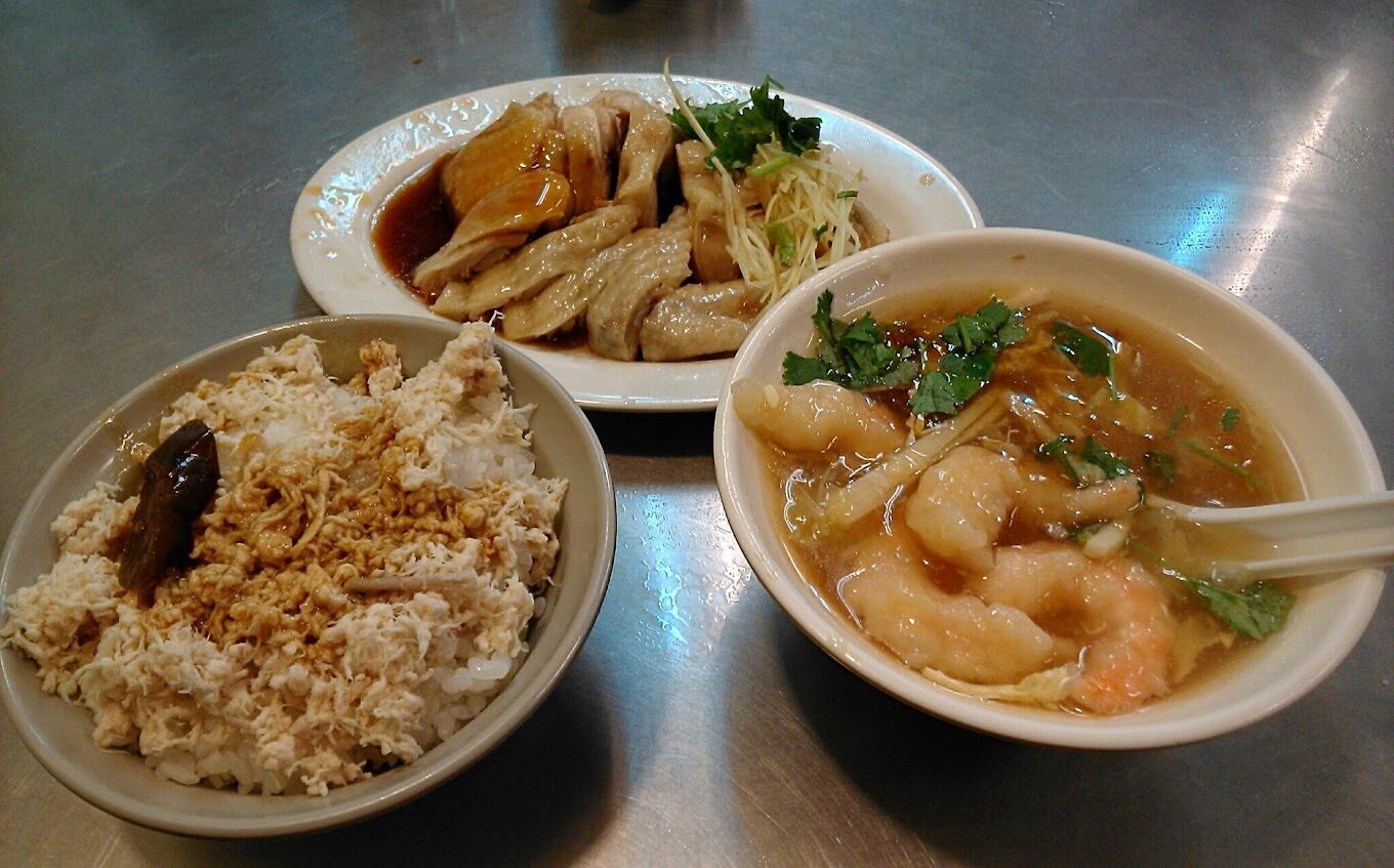 樂華夜市必吃美食攻略：從地道台灣味到人氣小吃的深入探索