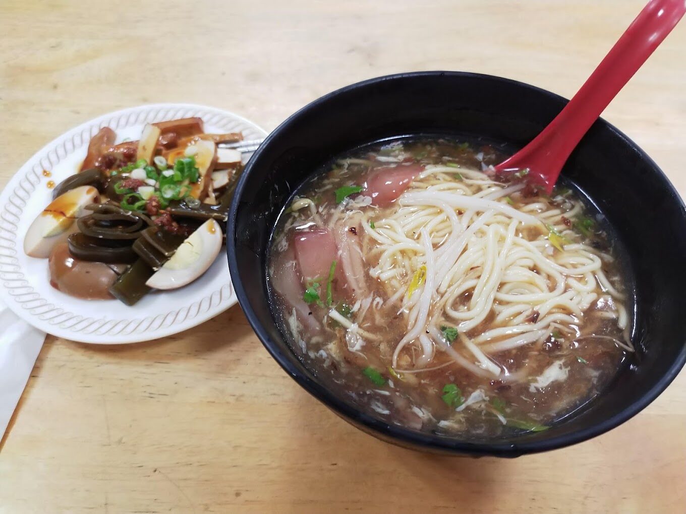 淡水老街美食探索指南：淡水美食與淡水老街小吃