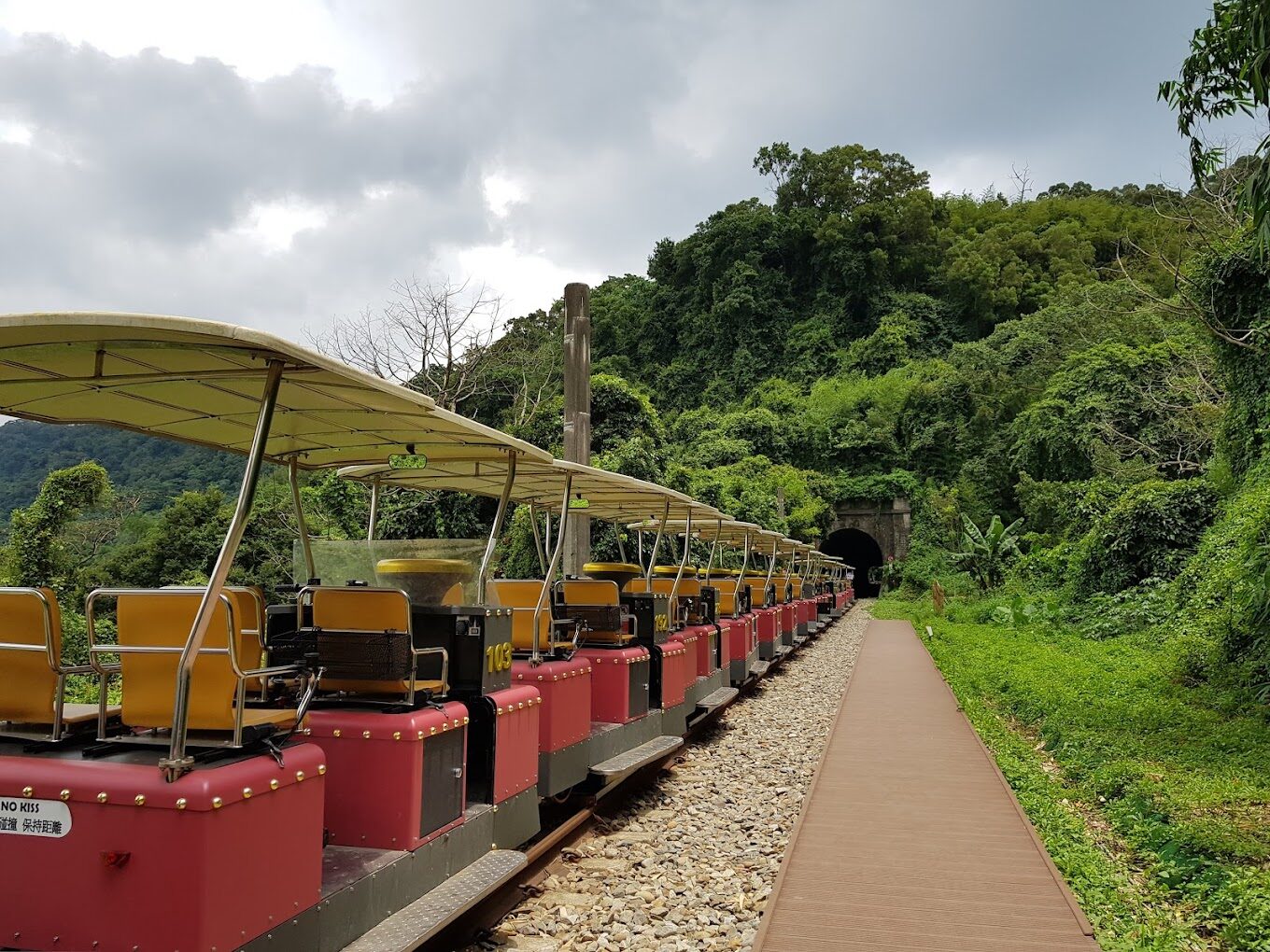 探索如何從台北輕鬆抵達苗栗享受鐵道自行車