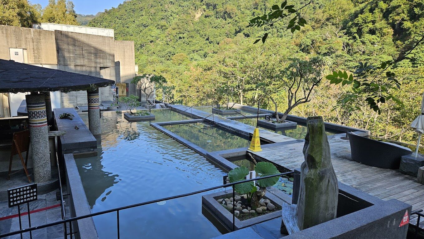 【2025】泰安溫泉必訪指南：5大景點與特色住宿推薦