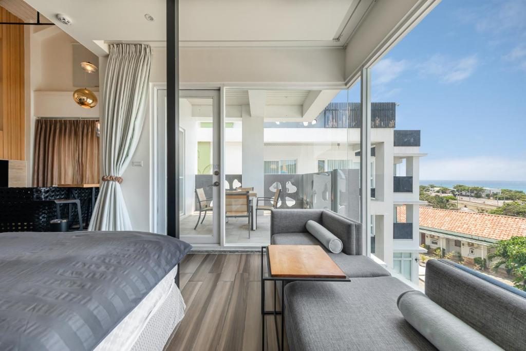 逃到海邊去吧｜墾丁 5 間民宿，從晨曦到夕陽都不想退房