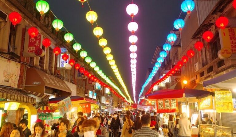 深入探索老街的隱匿歷史故事及文化精髓