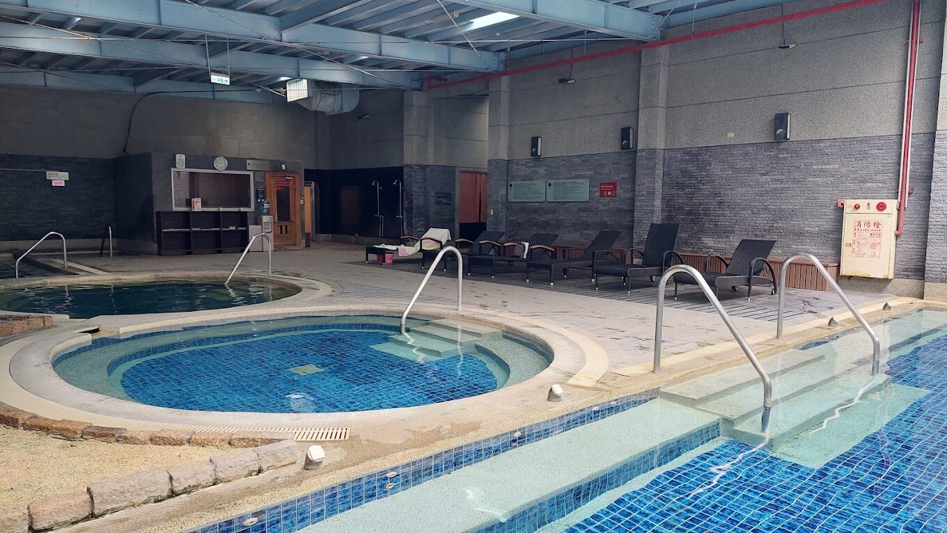 探索日光溫泉會館的獨特建築與自然風光