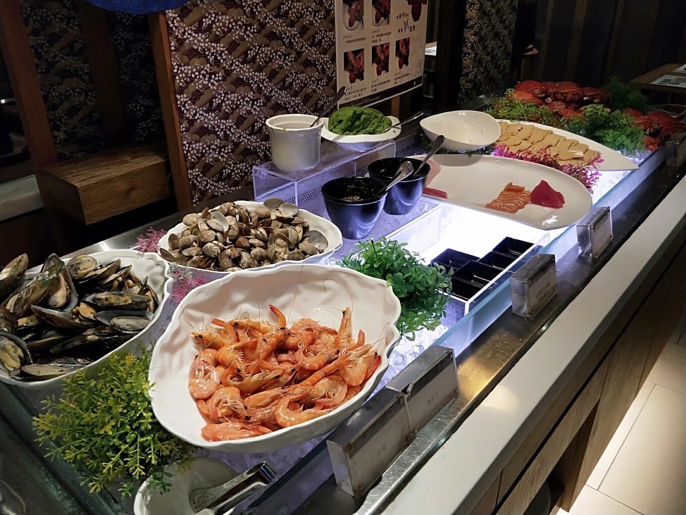 探索日光溫泉會館的獨特建築與自然風光