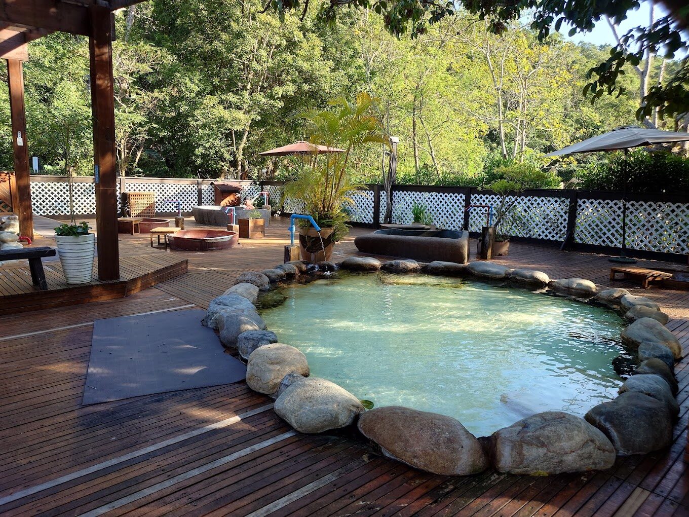 泡溫泉的健康益處：改善血液循環與肌肉放鬆的秘訣