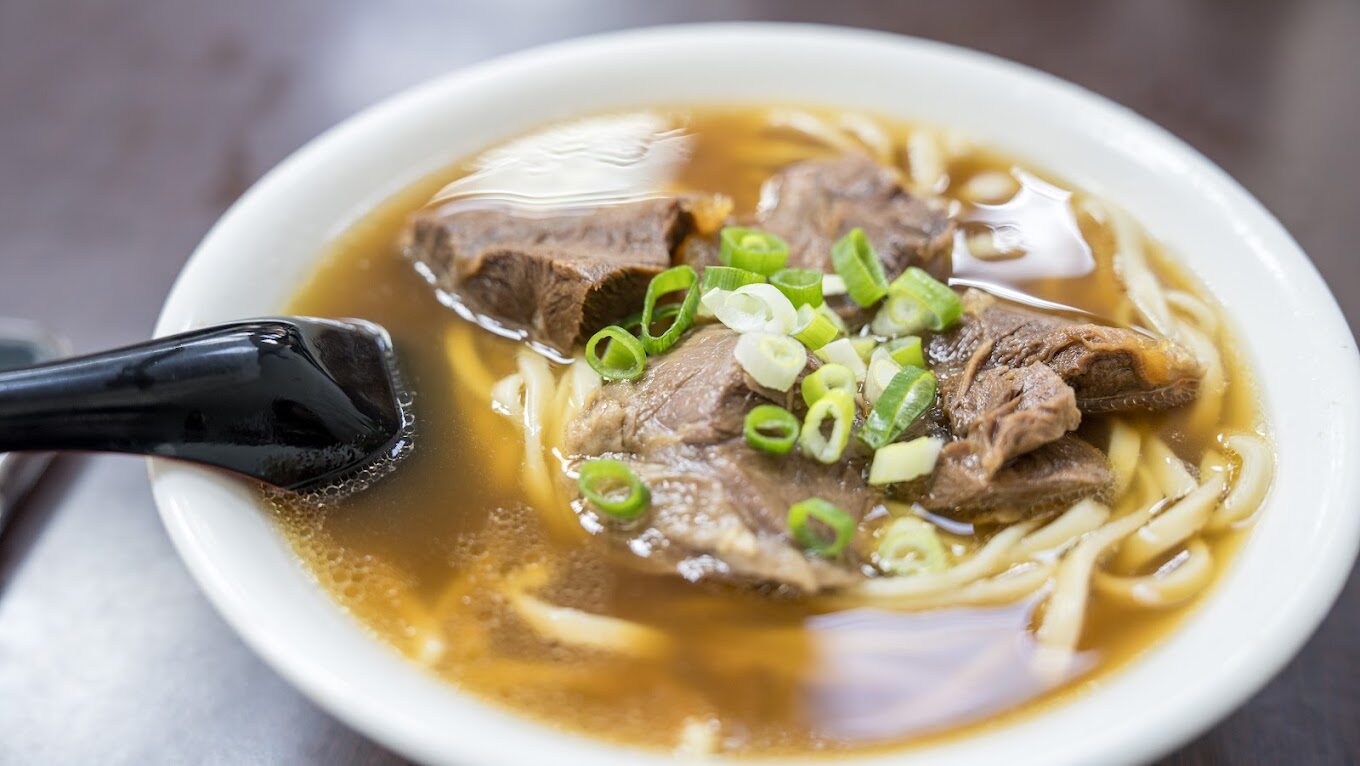 高雄大港橋介紹：全新地標與旋轉魅力