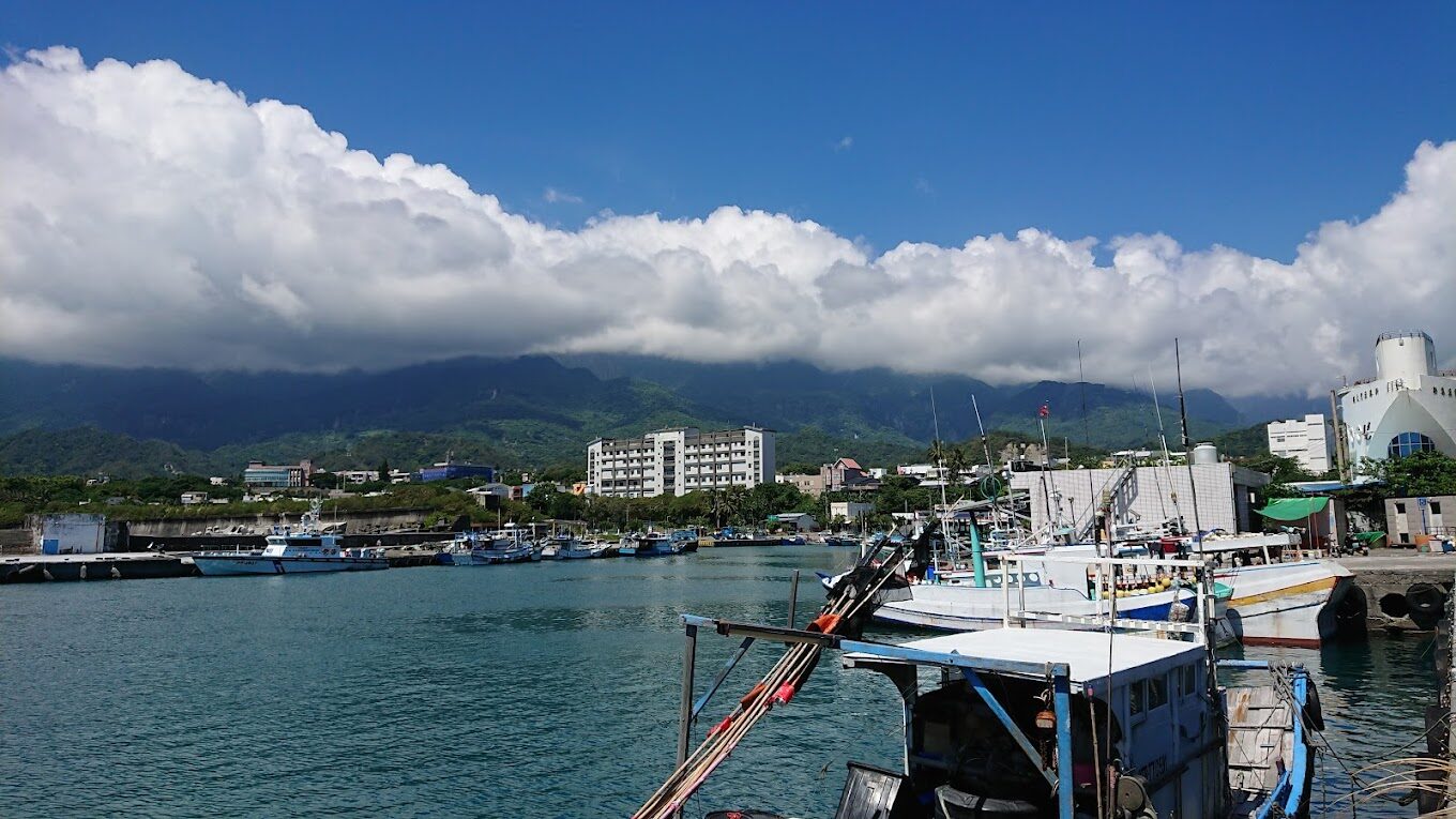 台東成功漁港必訪景點：最佳海鮮餐廳與活動指南，規劃台東三天兩夜行程