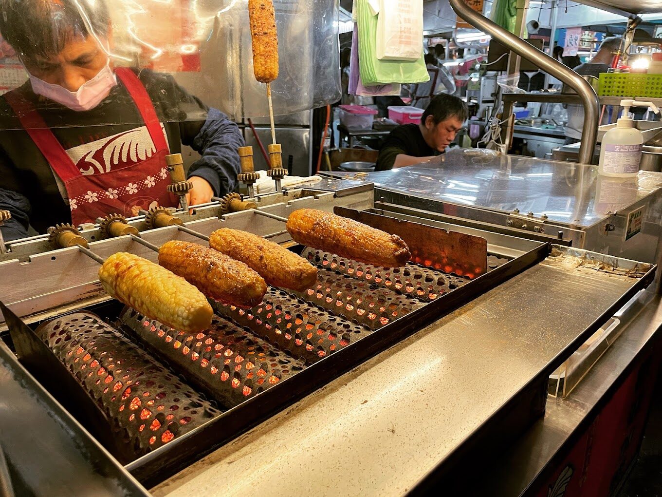 探索三和夜市的九大必吃美食