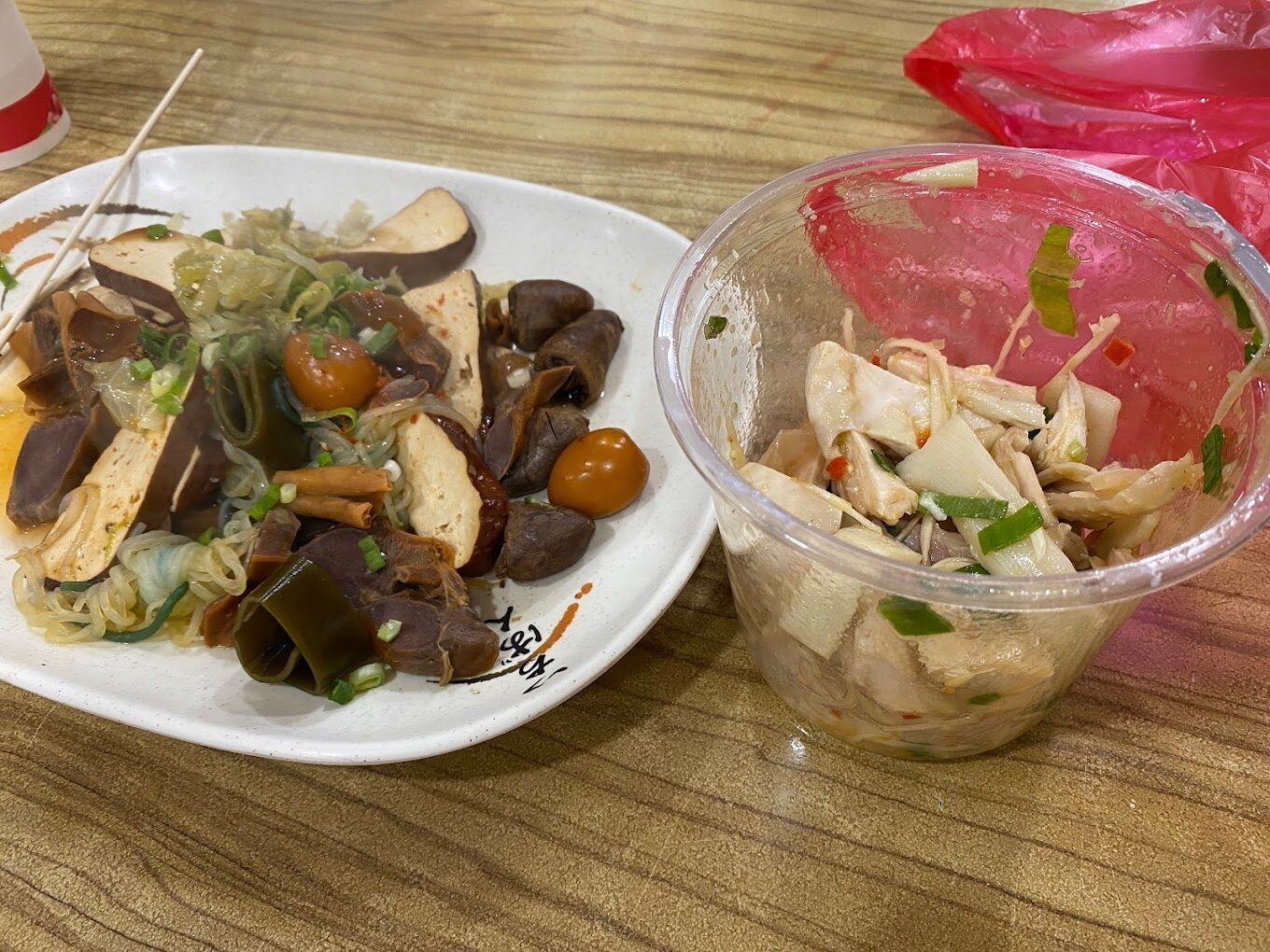 師大夜市美食：必吃的鹹酥雞和蔥抓餅