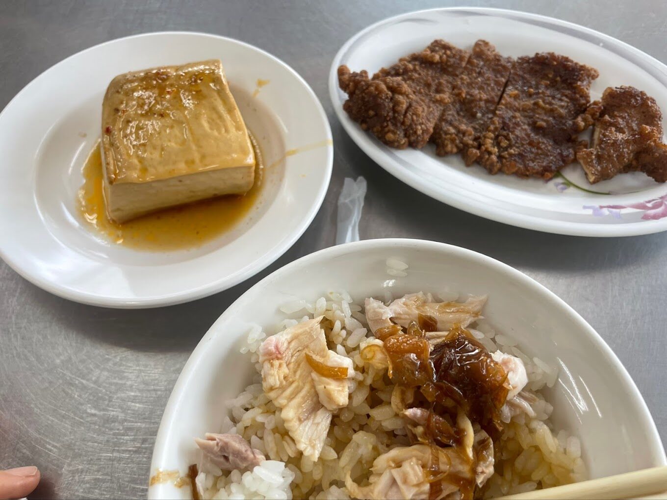 民主火雞肉飯的歷史與由來：一碗飯中的文化故事