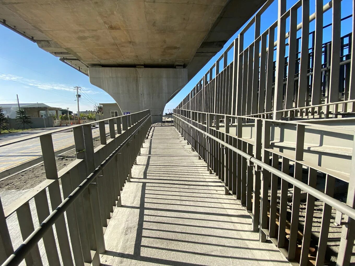 芳苑海空步道設計理念揭秘：自然與藝術的完美融合