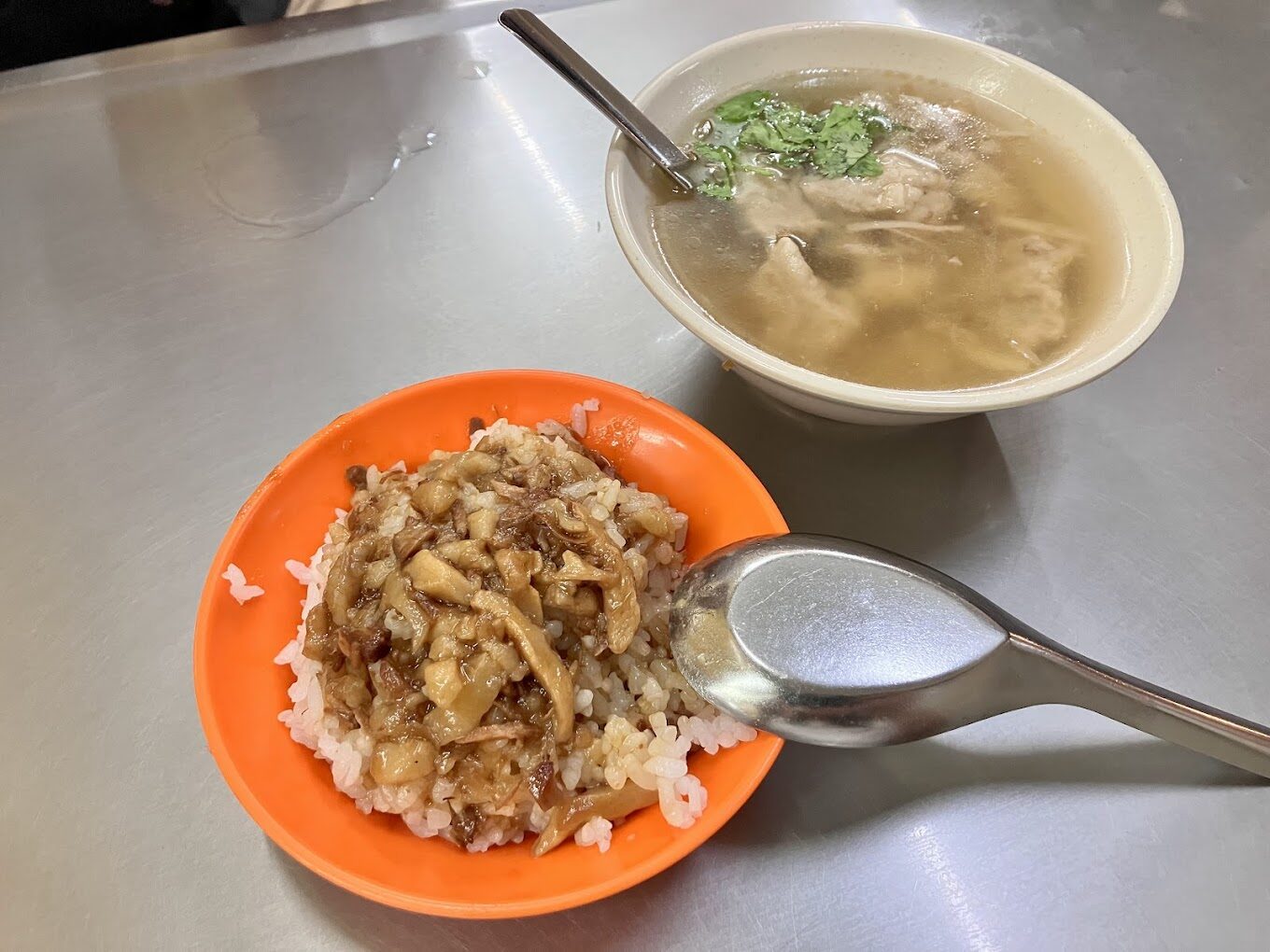 基隆景點:基隆廟口夜市美食地圖:2025 必吃小吃推薦