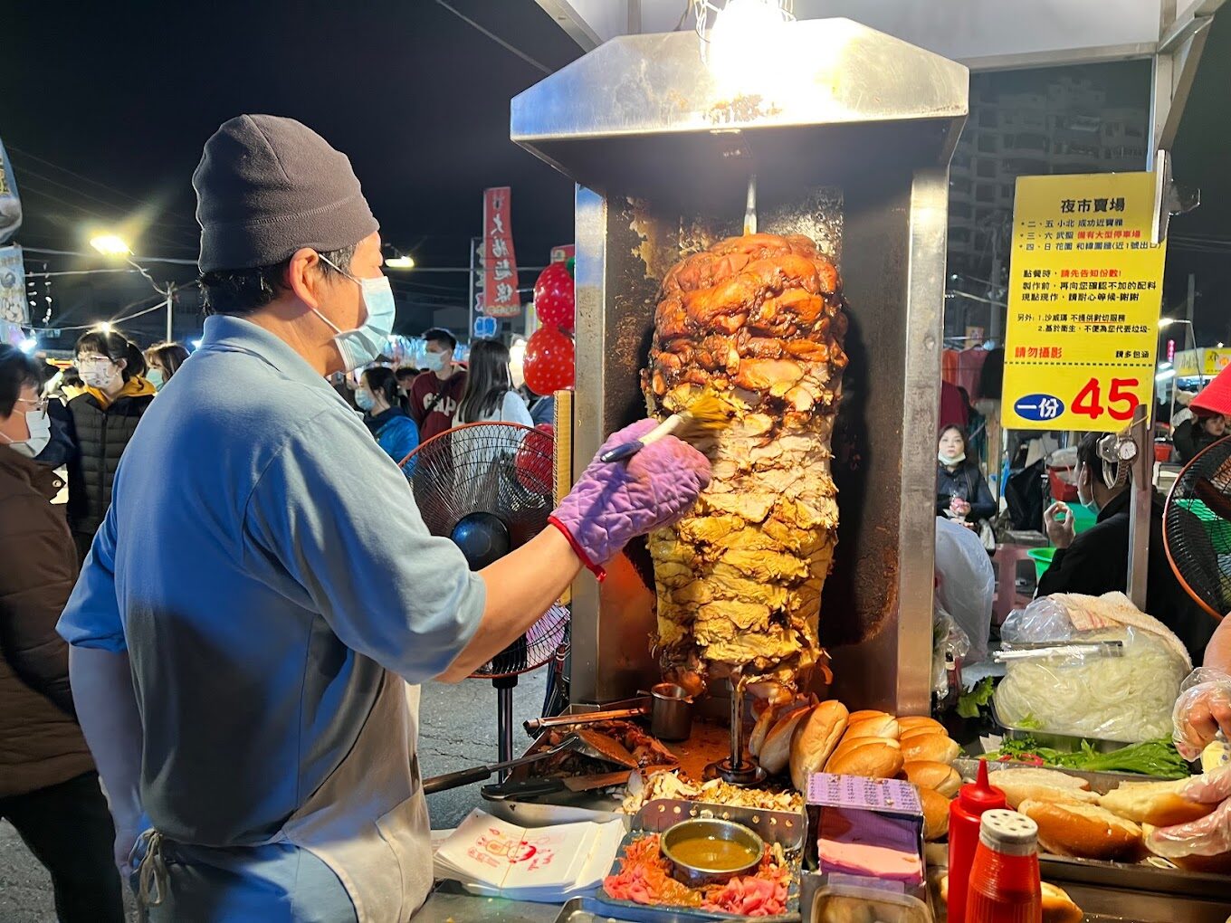 武聖夜市必吃攻略：十大人氣小吃推薦