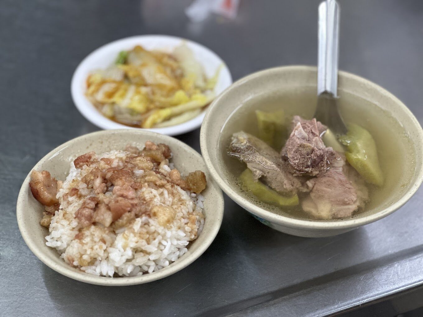 基隆廟口夜市美食推薦：不可錯過的美味清單