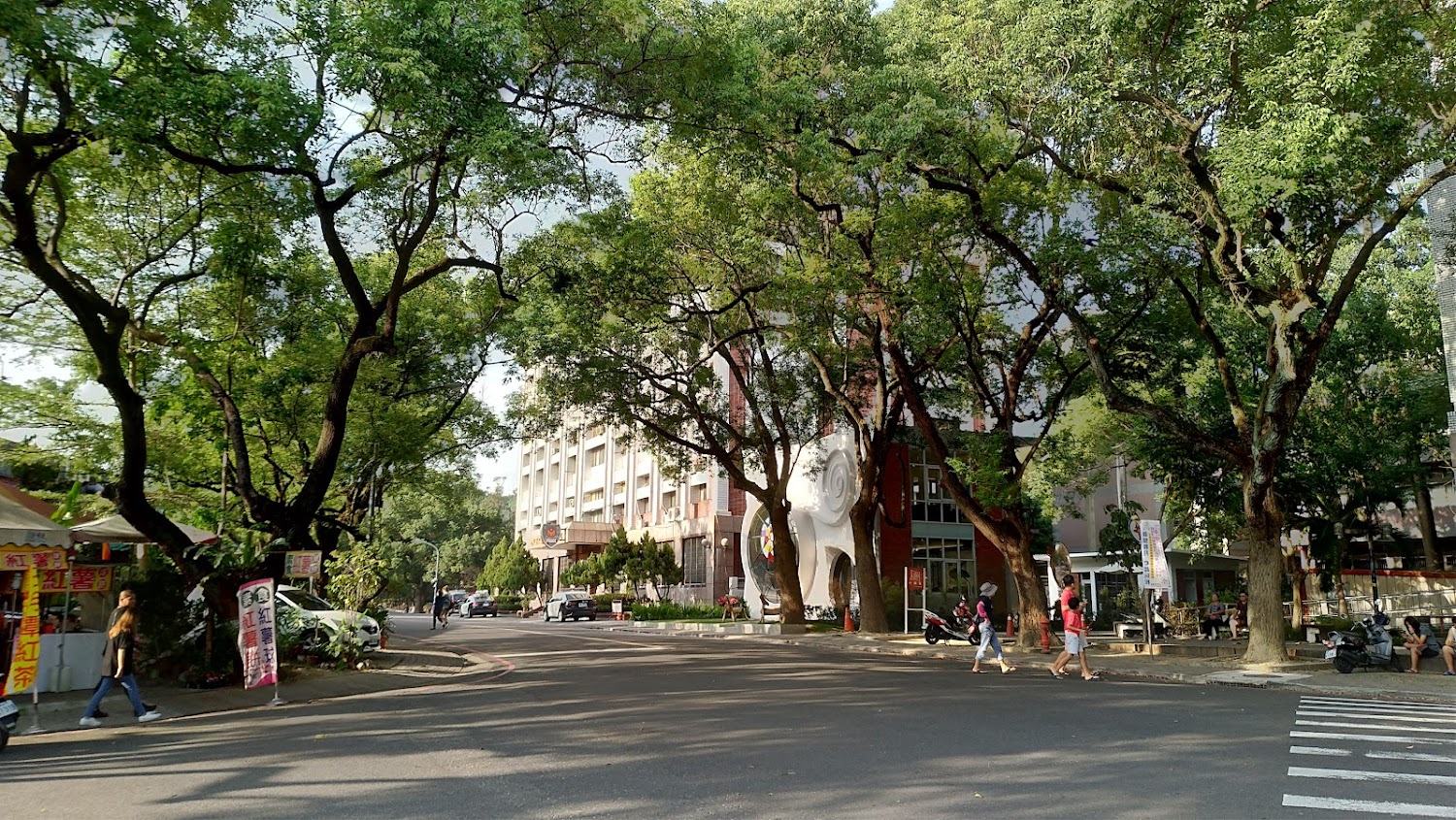 中興新村旅遊指南：必訪景點與在地美食推薦