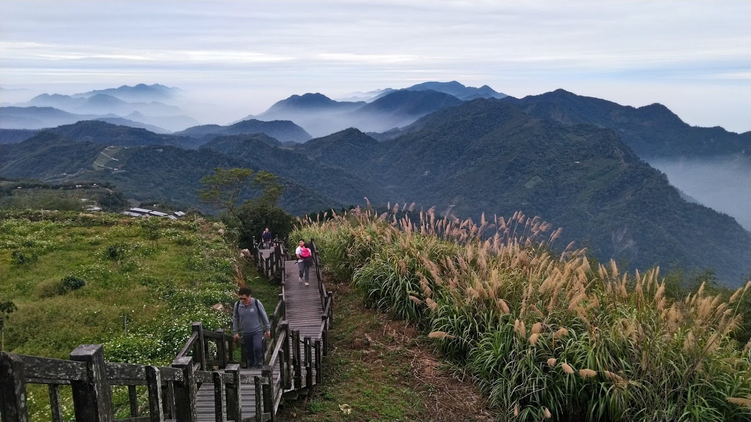 隙頂二延平步道觀雲平台