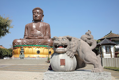 八卦山大佛壯麗外觀