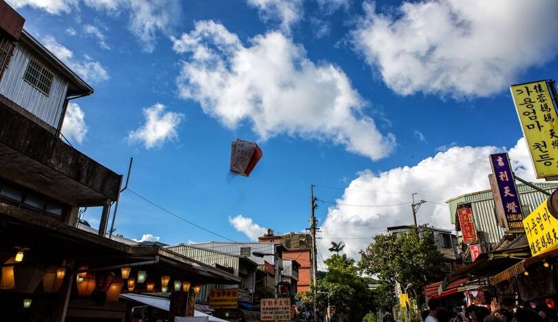 2025平溪老街旅遊指南｜避開人潮的平日秘境與必吃美食