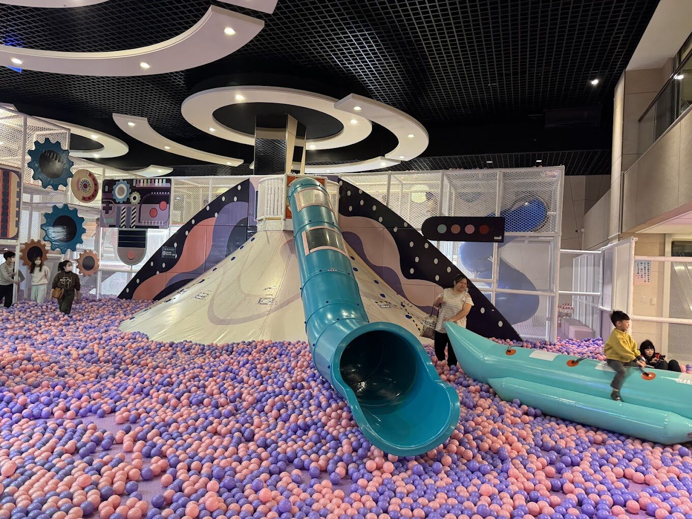 麗寶樂園必玩設施｜這些精彩活動絕對不能錯過