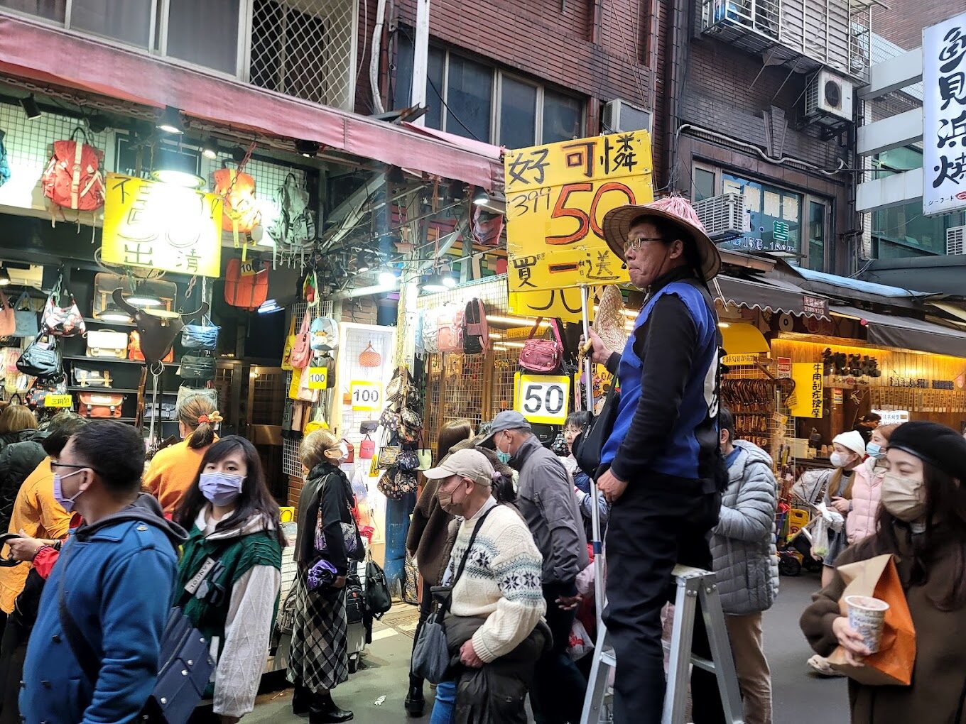 淡水老街必遊景點懶人包｜避開人潮的秘訣