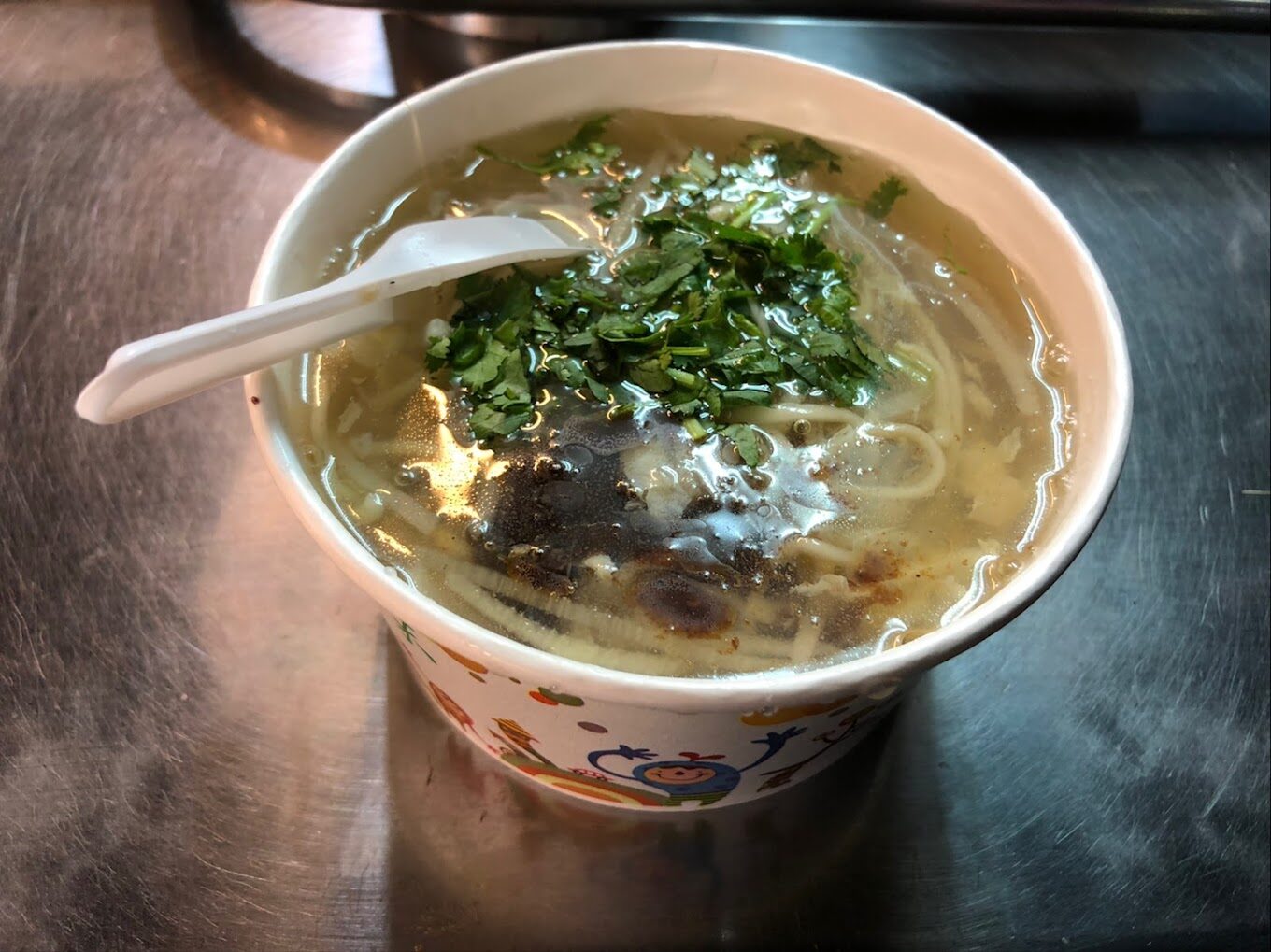 2025士林夜市美食攻略|避開地雷小吃的秘訣