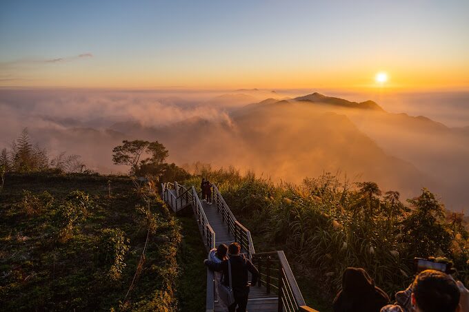 【2025】嘉義景點必去清單｜不去會後悔的打卡熱點