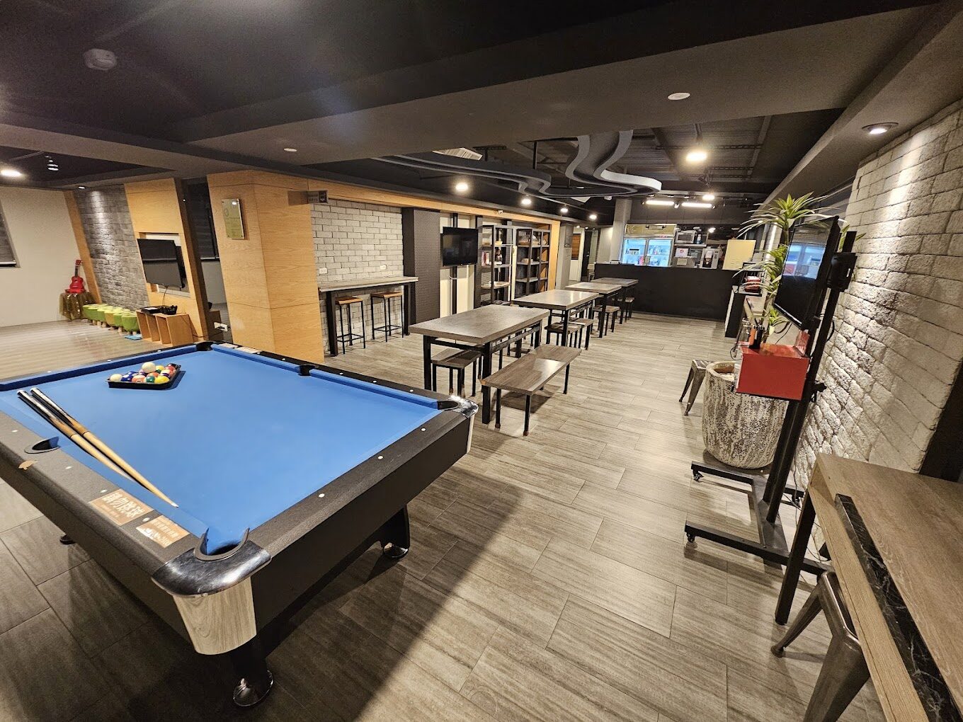 2025台中住宿推薦｜避開坑，找到最適合你的住宿地點