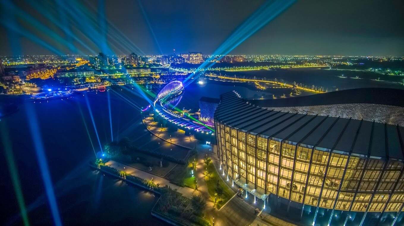 故宮南院旅遊攻略｜2025年必逛景點與附近美食推薦