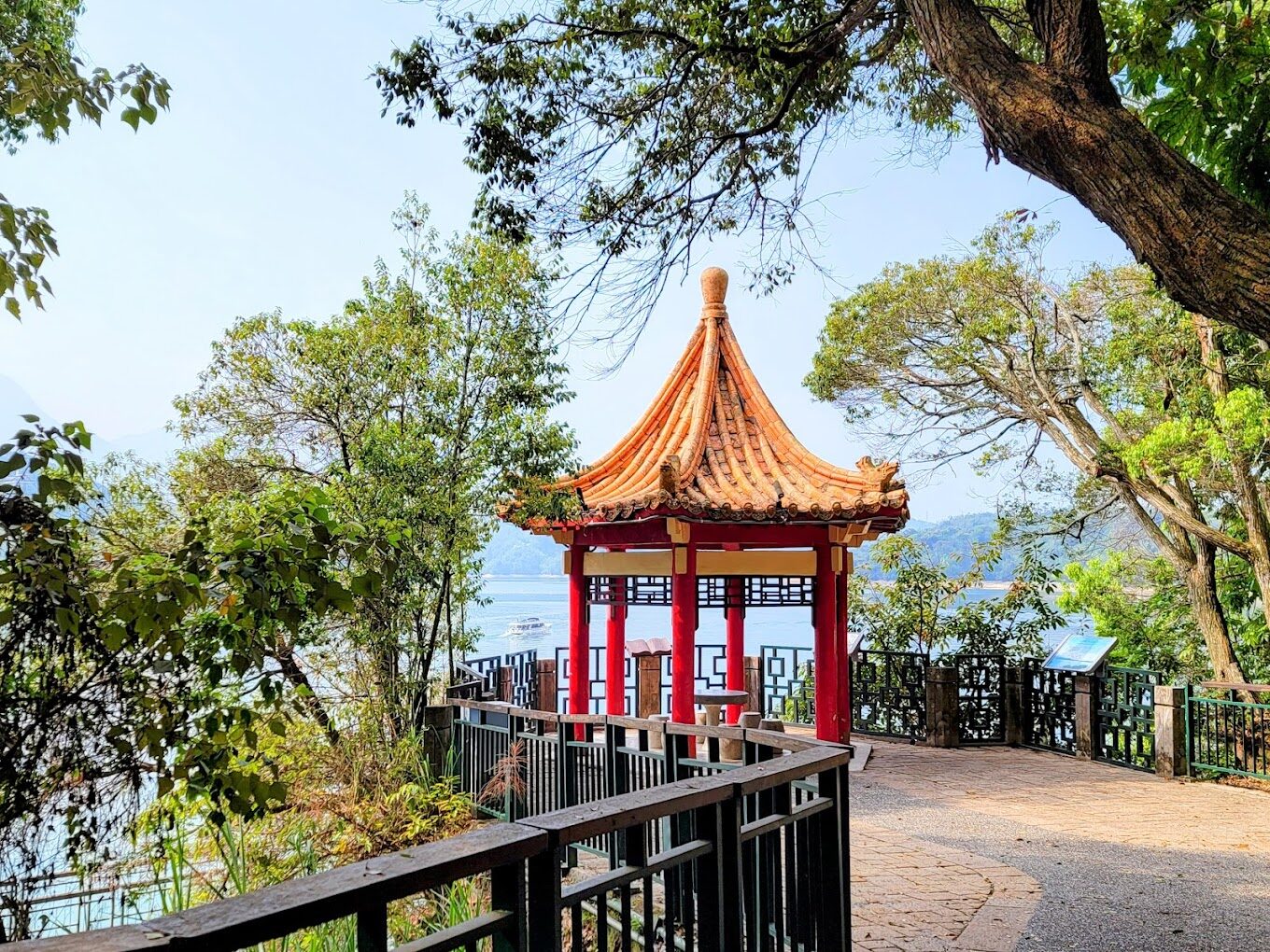 【2025】南投必去景點！第一次旅行者常犯的錯誤避開指南