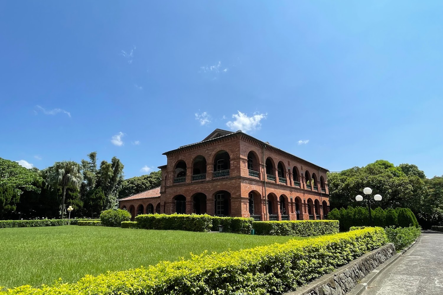 陽明山景點大揭密｜避開人擠人的秘境路線