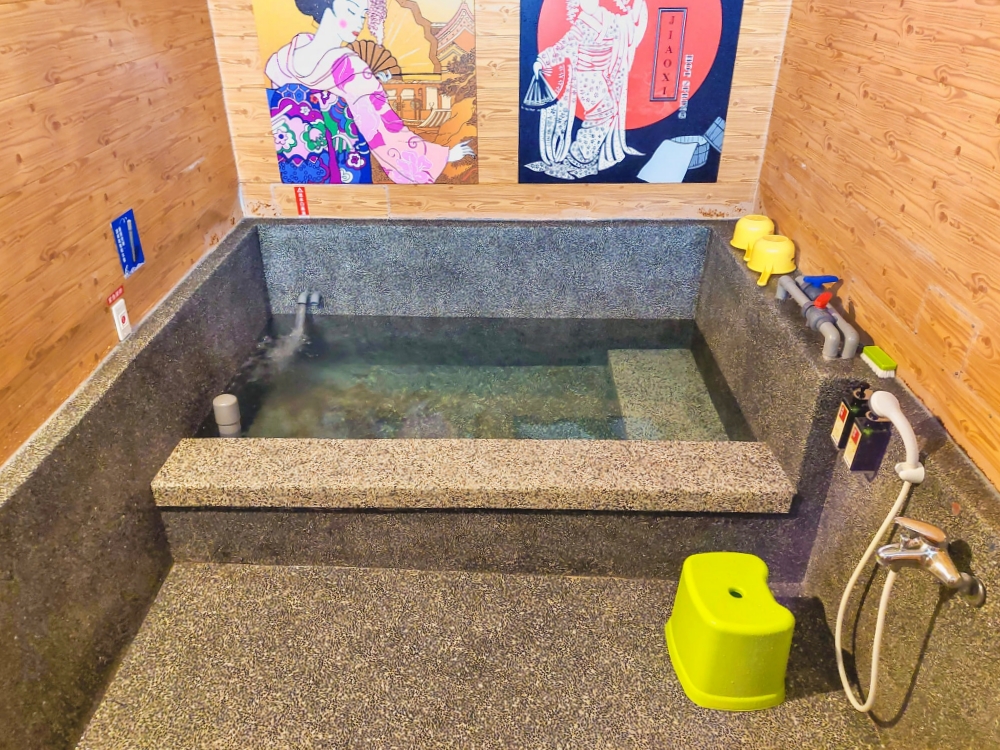 318532566_466541625425550_599736