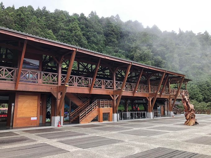 體驗阿里山小火車：探索台灣美麗的自然風光與文化魅力