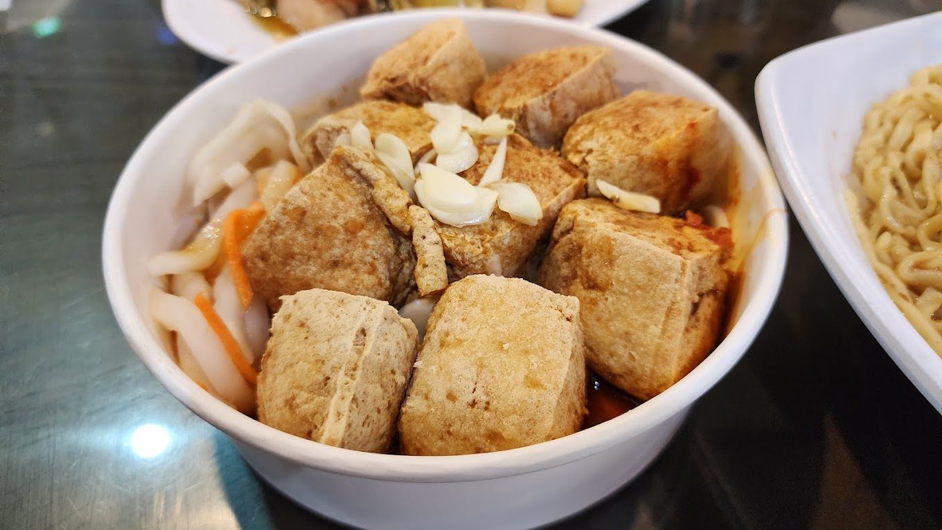 深坑老街的美食與文化探索：你不能錯過的亮點