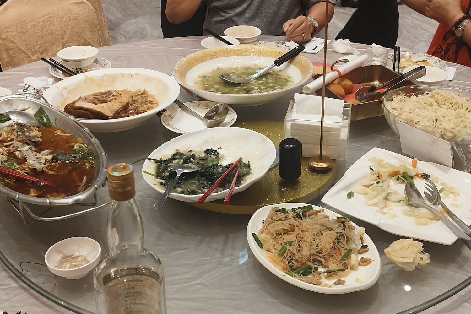 新營美食推薦｜海口海鮮餐廳、億品鍋、新營店絕對不容錯過