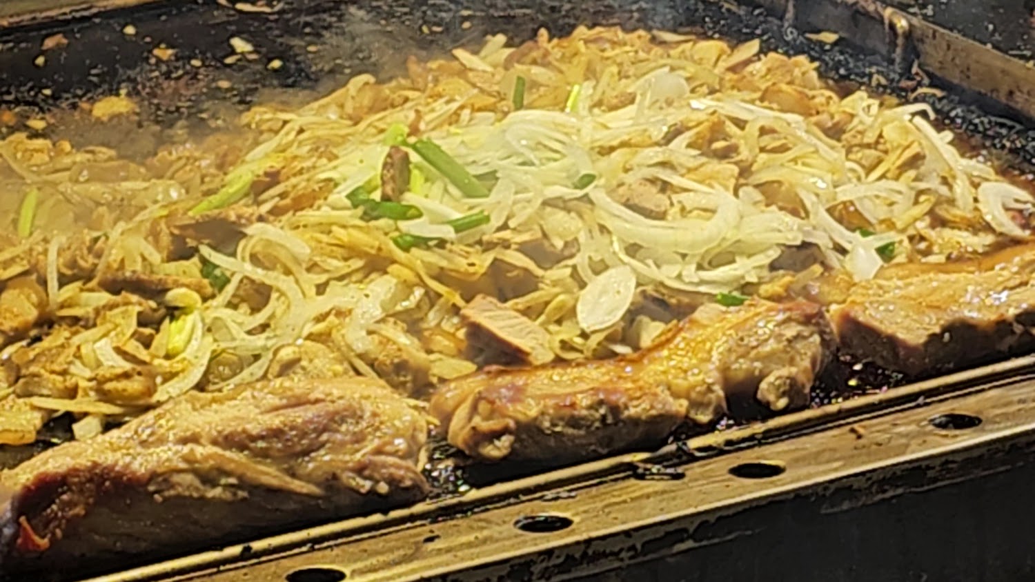 清溝夜市：台灣必訪的隱藏美食天堂