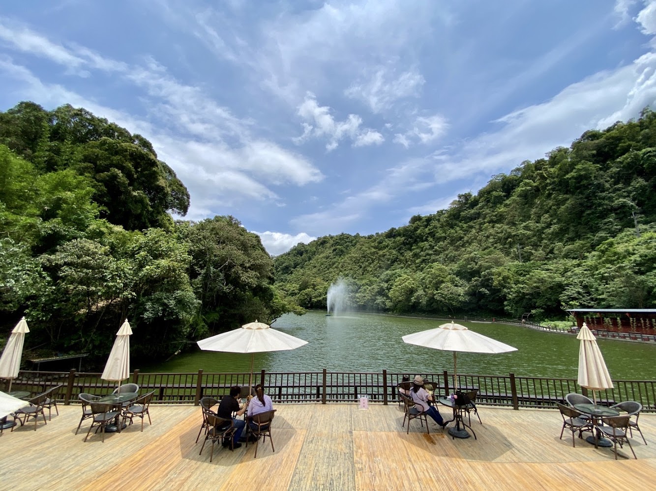 探索宜蘭景點：從望龍埤到長埤湖精靈村的完美旅遊指南